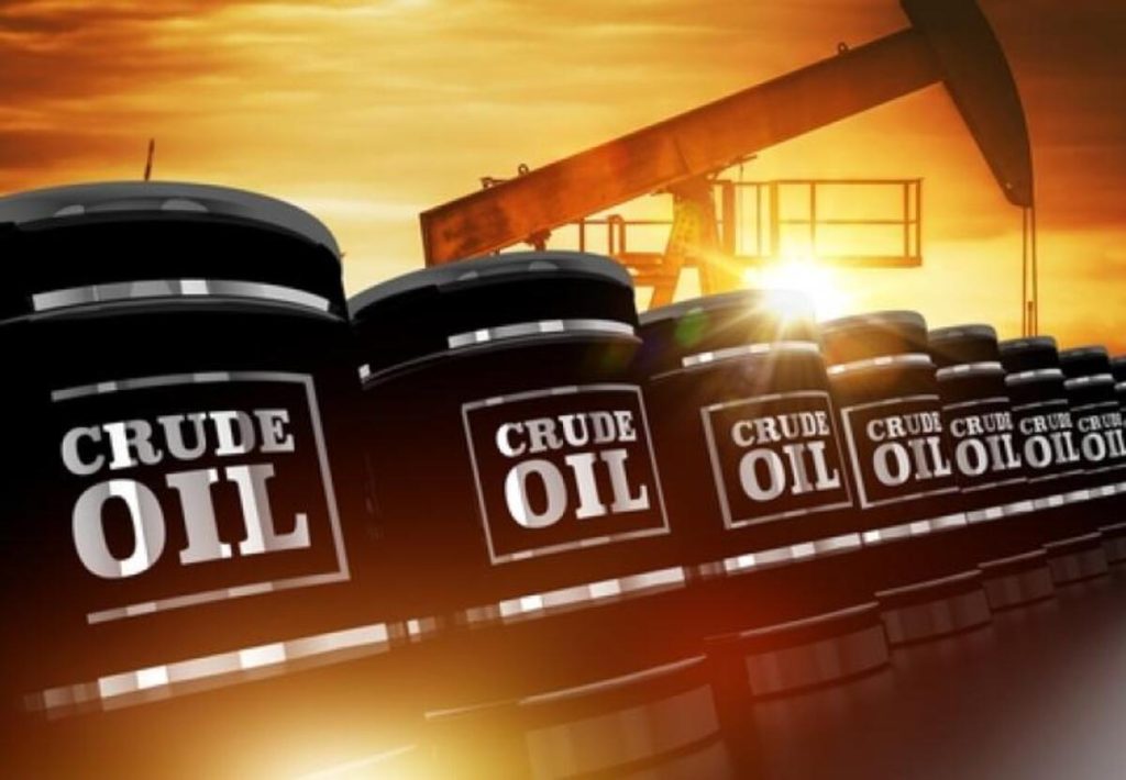 Preços do petróleo recuam 7% com plano dos EUA de liberação recorde de reservas