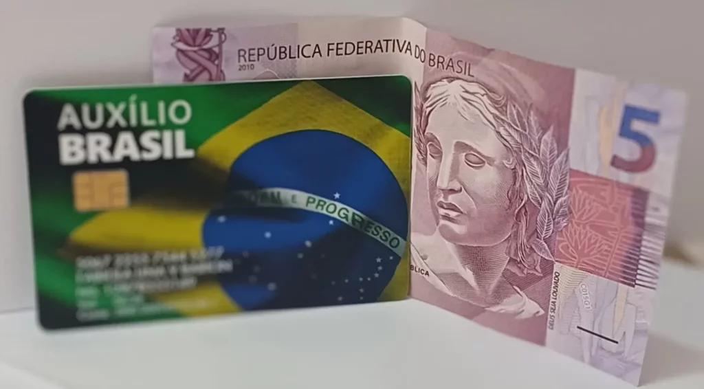 Bolsa Família: Caixa paga parcelas de agosto a beneficiários com NIS de final 9