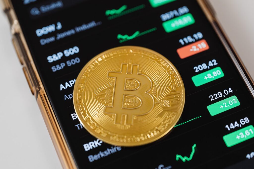 Bitcoin cai na semana; confira os principais destaques