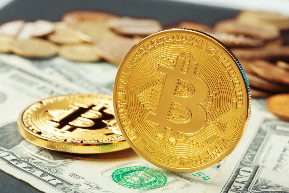 Preço do Bitcoin dispara para US$ 66 mil, cerca de R$ 327 mil reais