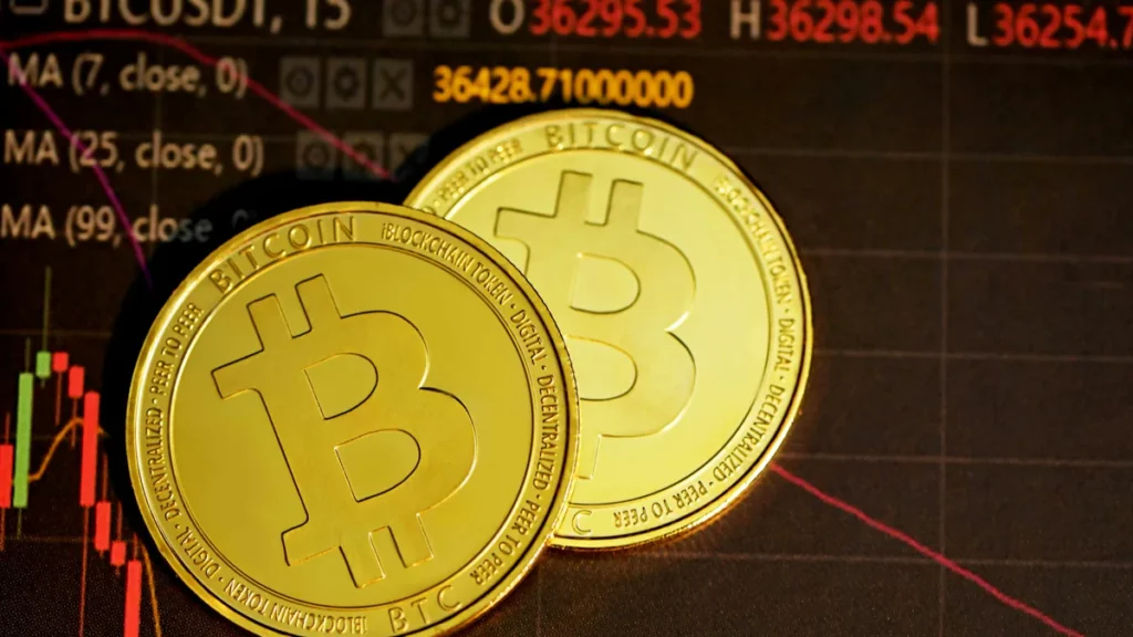 Bitcoin bate novo recorde e ultrapassa US$ 111 mil Bitcoin 1